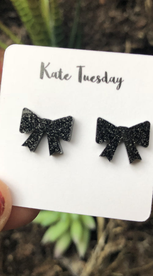 Load image into Gallery viewer, Black Sparkly Bow Acrylic Earrings
