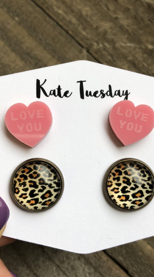 Load image into Gallery viewer, Cheetah Double Set Acrylic Heart Earrings
