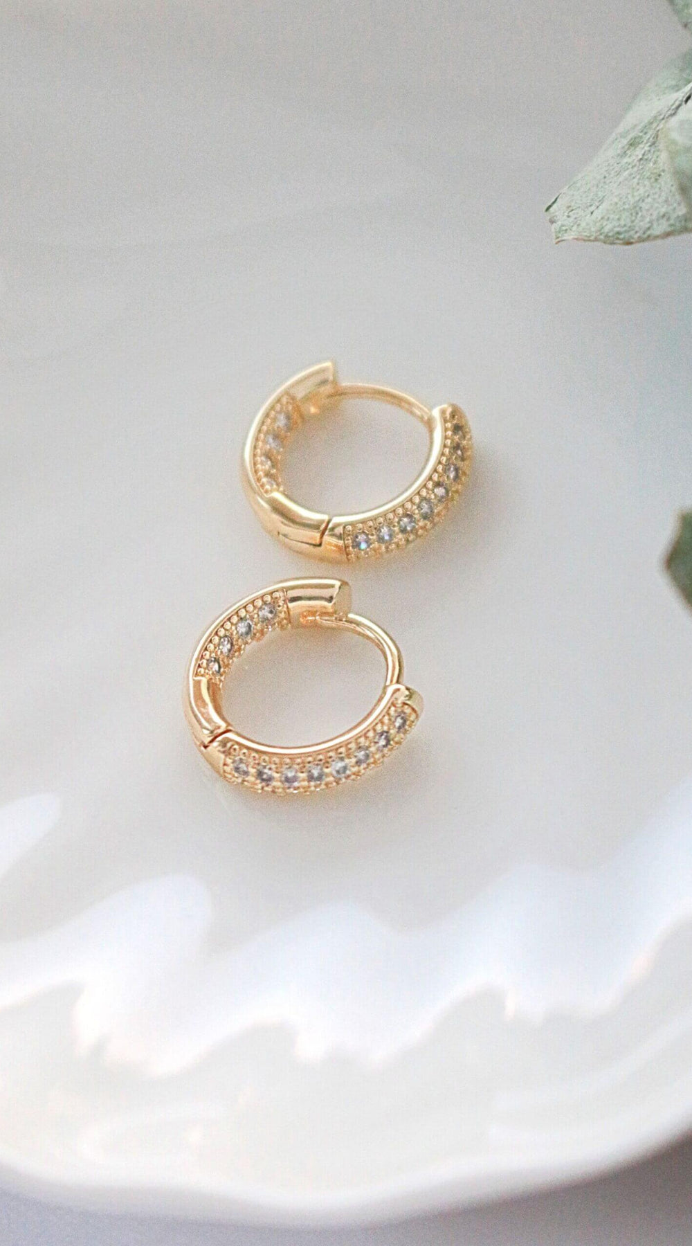 24 Karats Cubic Zirconia Hoops