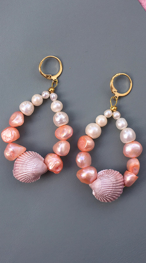 Load image into Gallery viewer, Candy Shell Pearl Earrings
