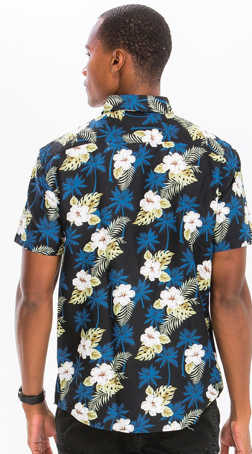 Load image into Gallery viewer, Hawaiian Print Button Down Shirt
