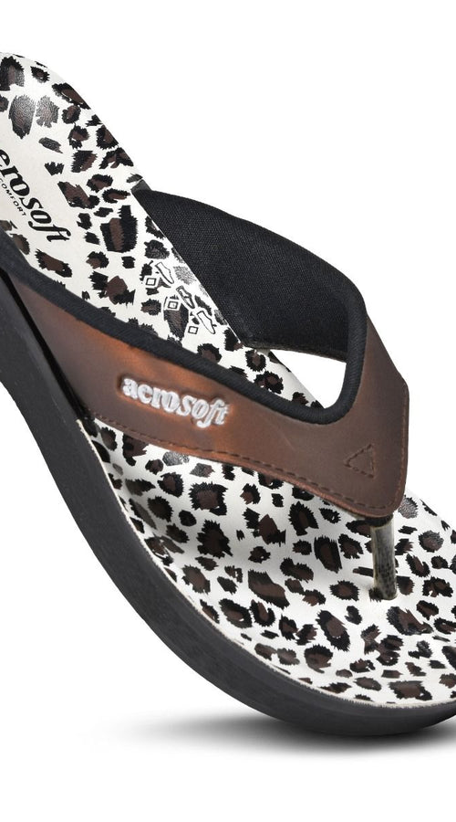 Load image into Gallery viewer, Aerosoft Leopard Women’s Comfortable Casual Thong Sandals
